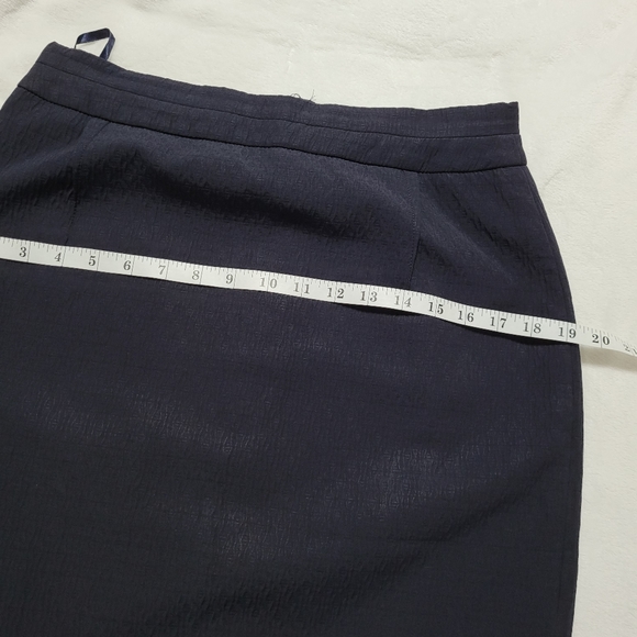 $10 high quality  skirt (6) - Picture 10 of 10